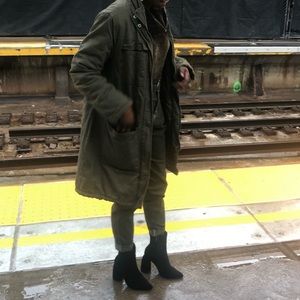 Unique fabric faux velvet size 6 booties